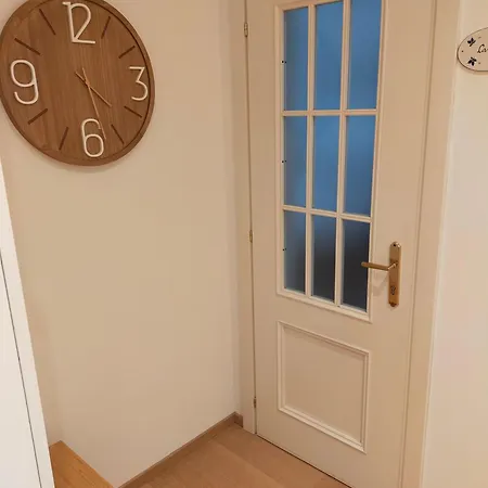 Interno 711 ゲストハウス ウーディネ